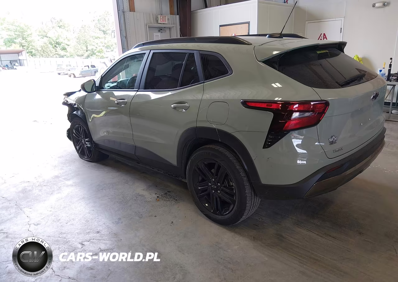 2025 Chevrolet Trax Fwd Activ VIN:KL77LKEP7SC274866 - 3