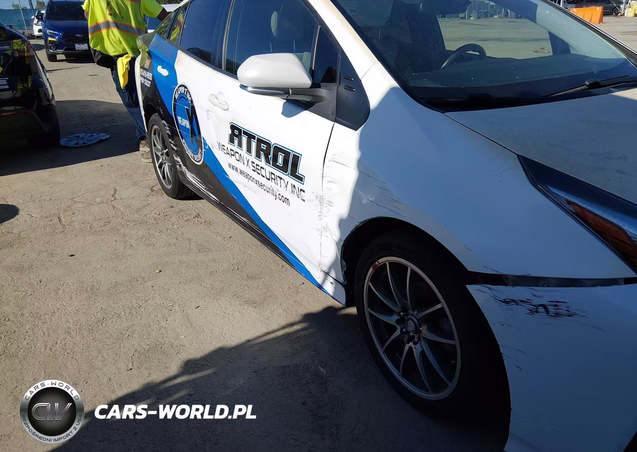 2016 Toyota Prius Two VIN:JTDKBRFUXG3022582 - 17