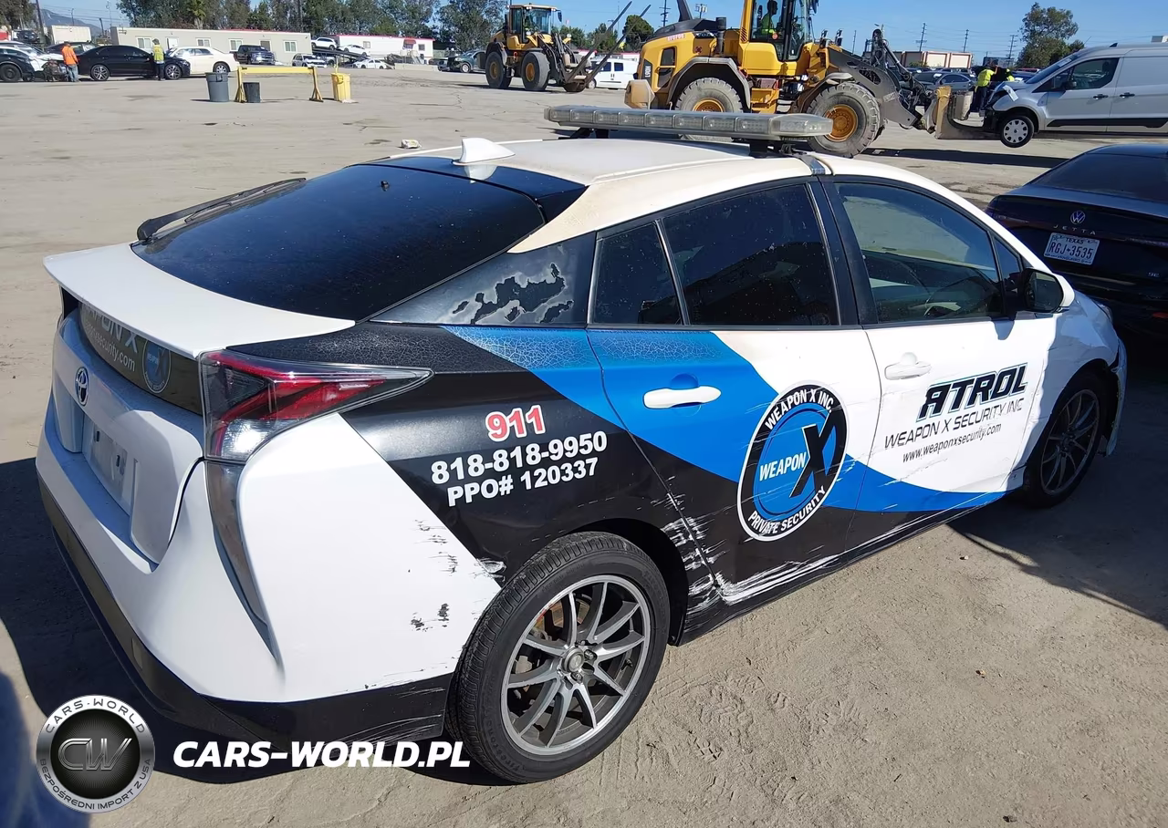 2016 Toyota Prius Two VIN:JTDKBRFUXG3022582 - 4