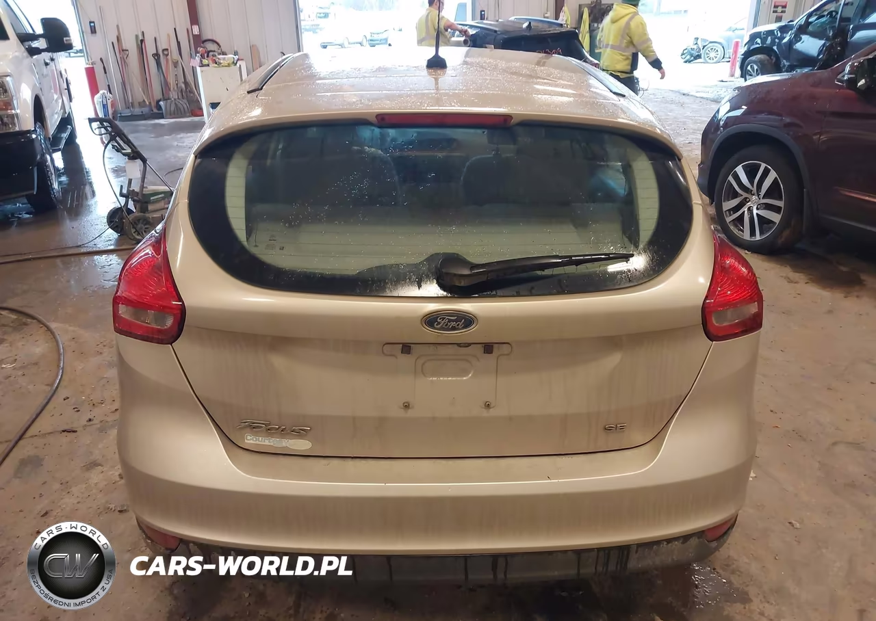 2017 Ford Focus Se VIN:1FADP3K23HL217524 - 16