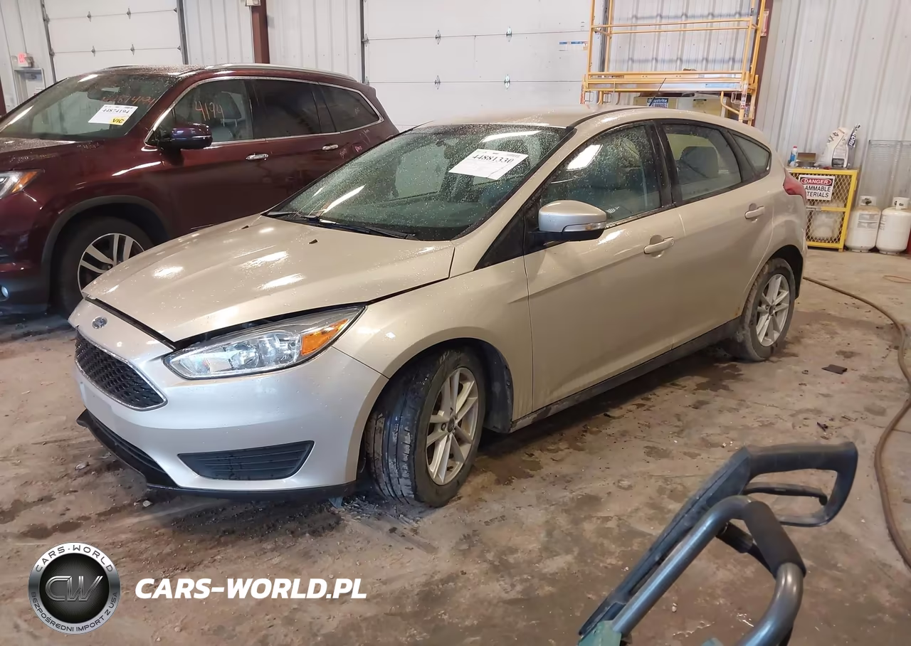 2017 Ford Focus Se VIN:1FADP3K23HL217524 - 2