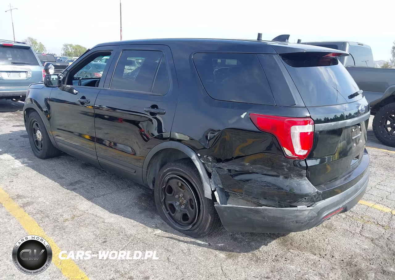 2017 Ford Utility Police Interceptor VIN:1FM5K8AR9HGB40882 - 3