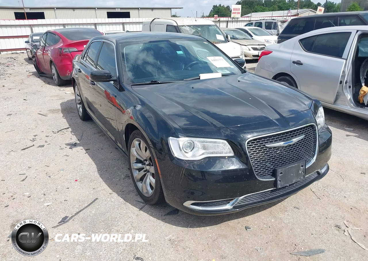 2020 Chrysler 300 Touring L – zdjęcie 1 z 16