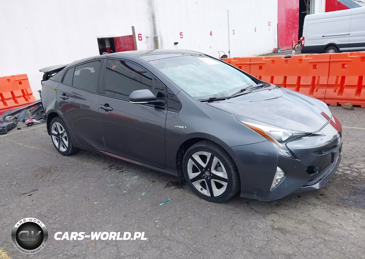 2018 Toyota Prius Four Touring
