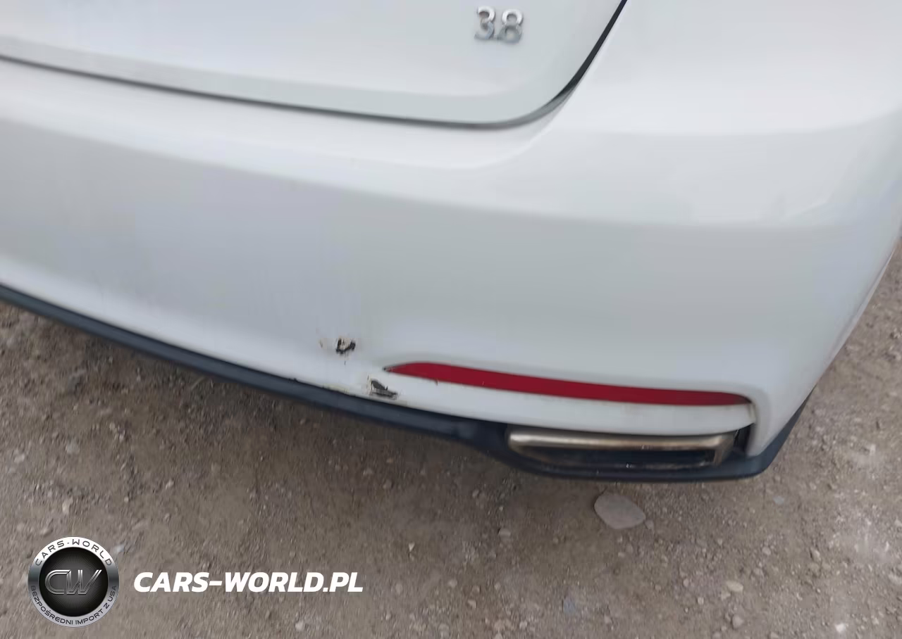 2016 Hyundai Genesis 3.8 VIN:KMHGN4JE5GU140724 - 17