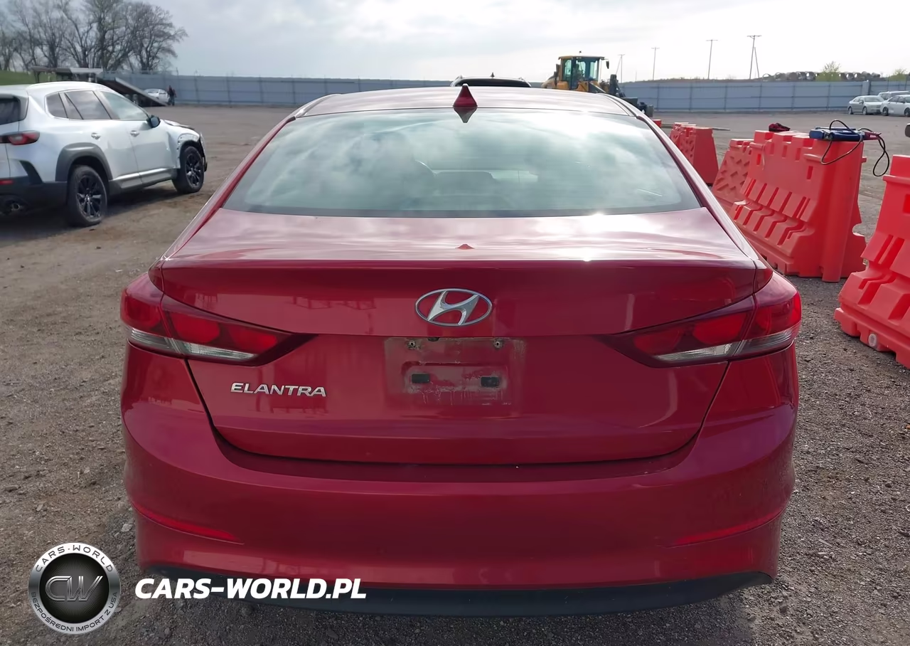 2018 Hyundai Elantra Sel VIN:5NPD84LF3JH217614 - 16