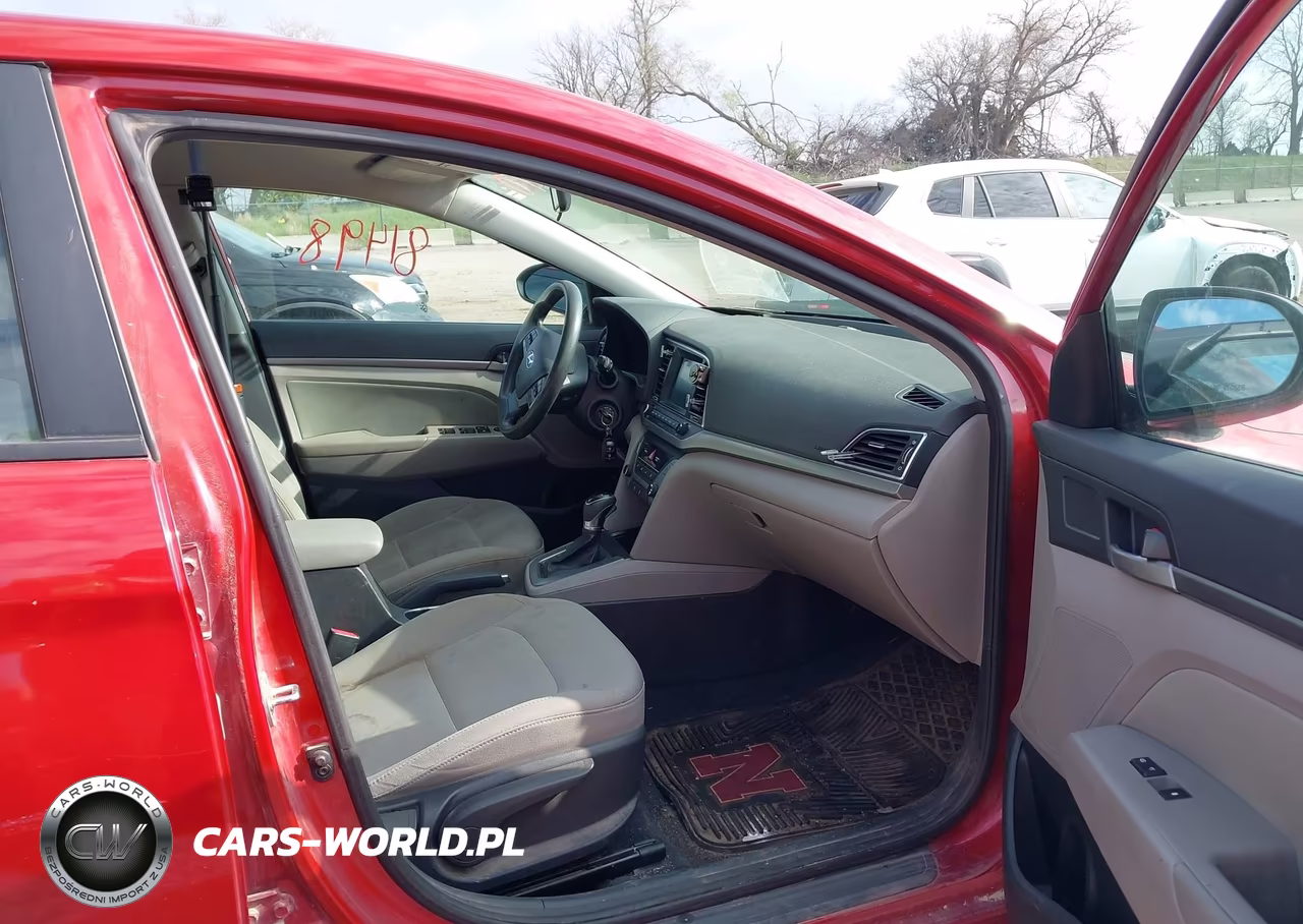 2018 Hyundai Elantra Sel VIN:5NPD84LF3JH217614 - 5