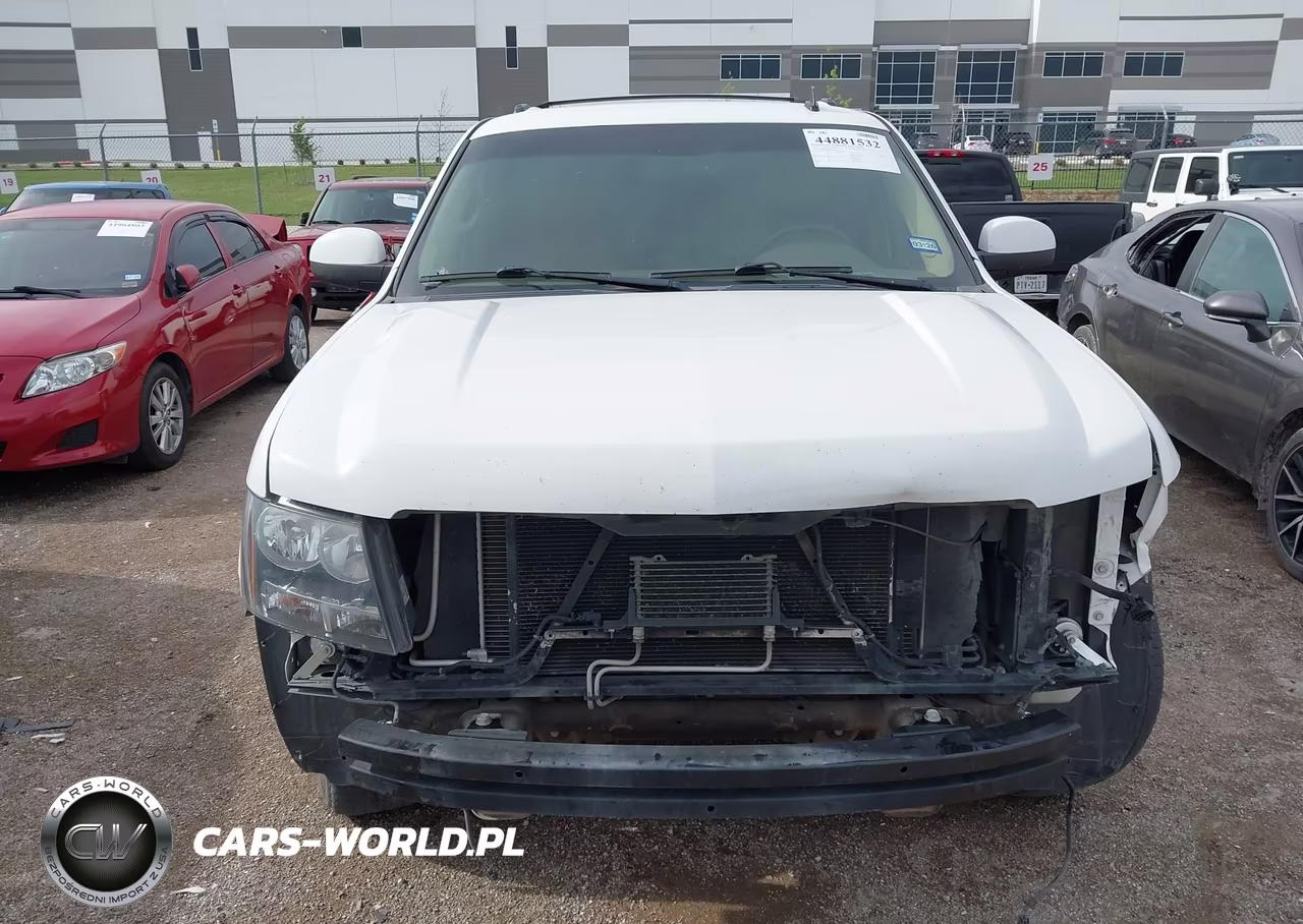 2013 Chevrolet Suburban 1500 Lt VIN:1GNSCJE09DR360195 - 12