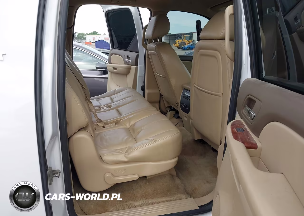 2013 Chevrolet Suburban 1500 Lt VIN:1GNSCJE09DR360195 - 8