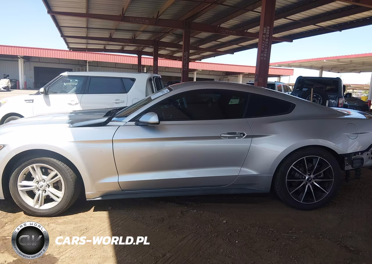 2016 Ford Mustang V6 VIN:1FA6P8AM0G5290541 - 14