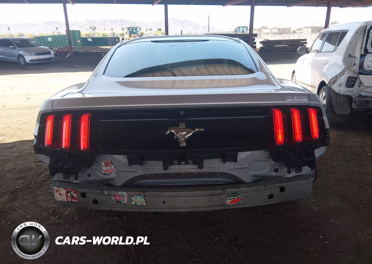 2016 Ford Mustang V6 VIN:1FA6P8AM0G5290541 - 16