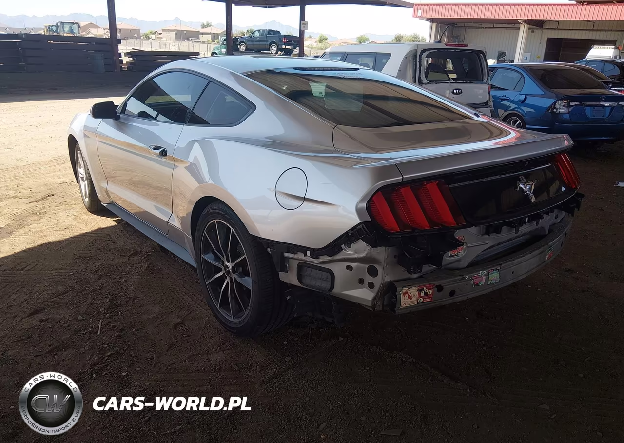 2016 Ford Mustang V6 VIN:1FA6P8AM0G5290541 - 3