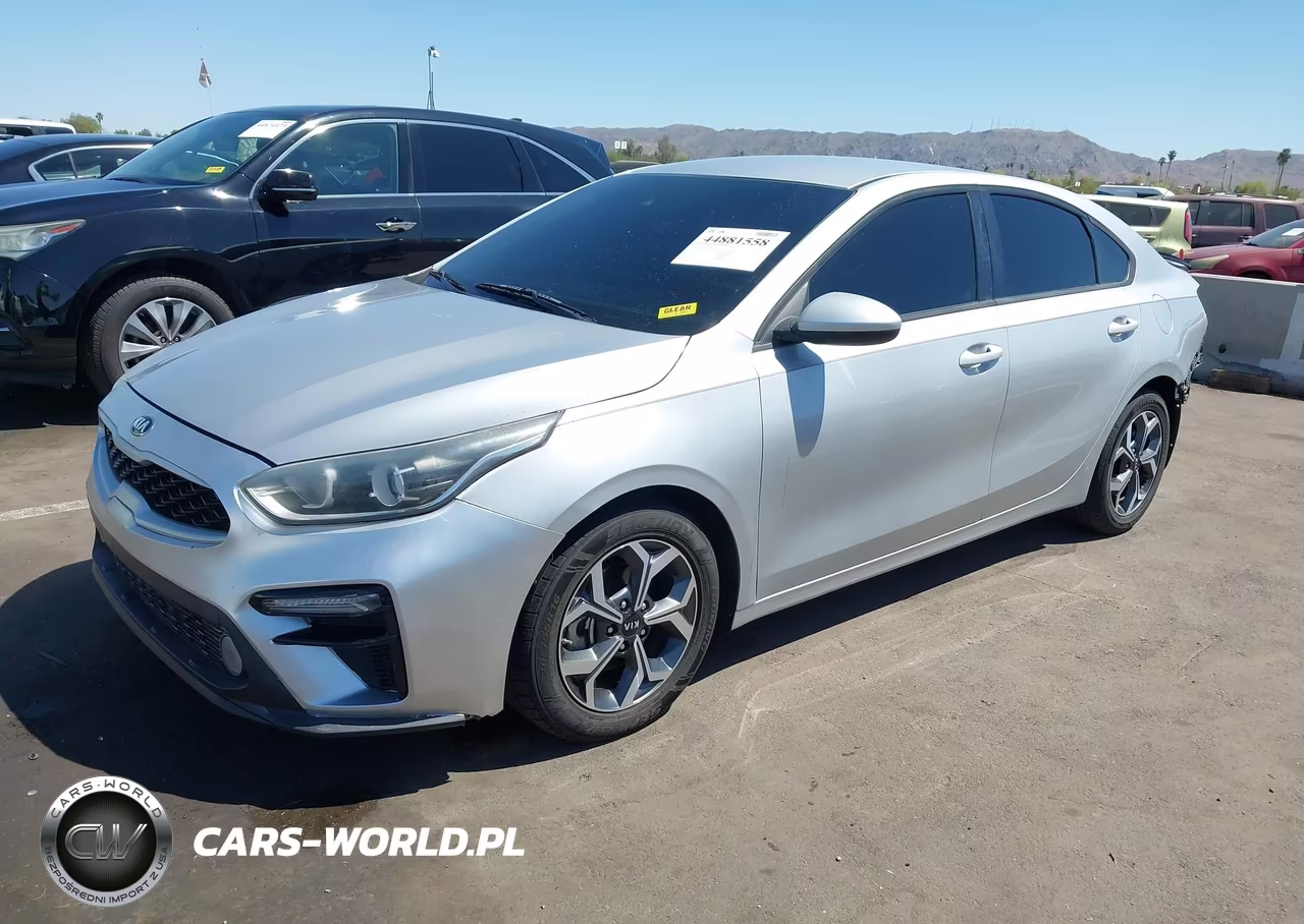 2019 Kia Forte Lxs VIN:3KPF24AD9KE095052 - 2