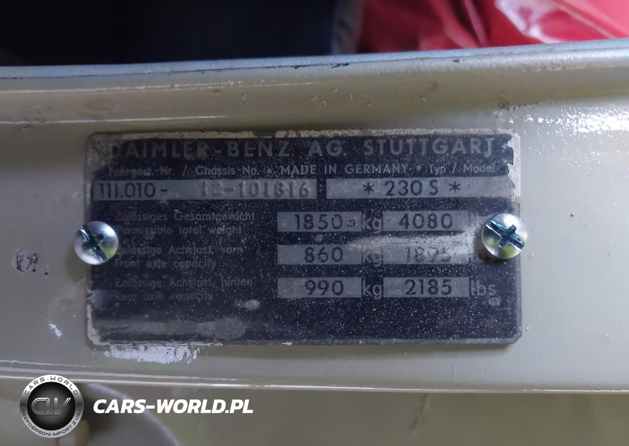 1967 Mercedes-Benz 230S VIN:12101816 - 9