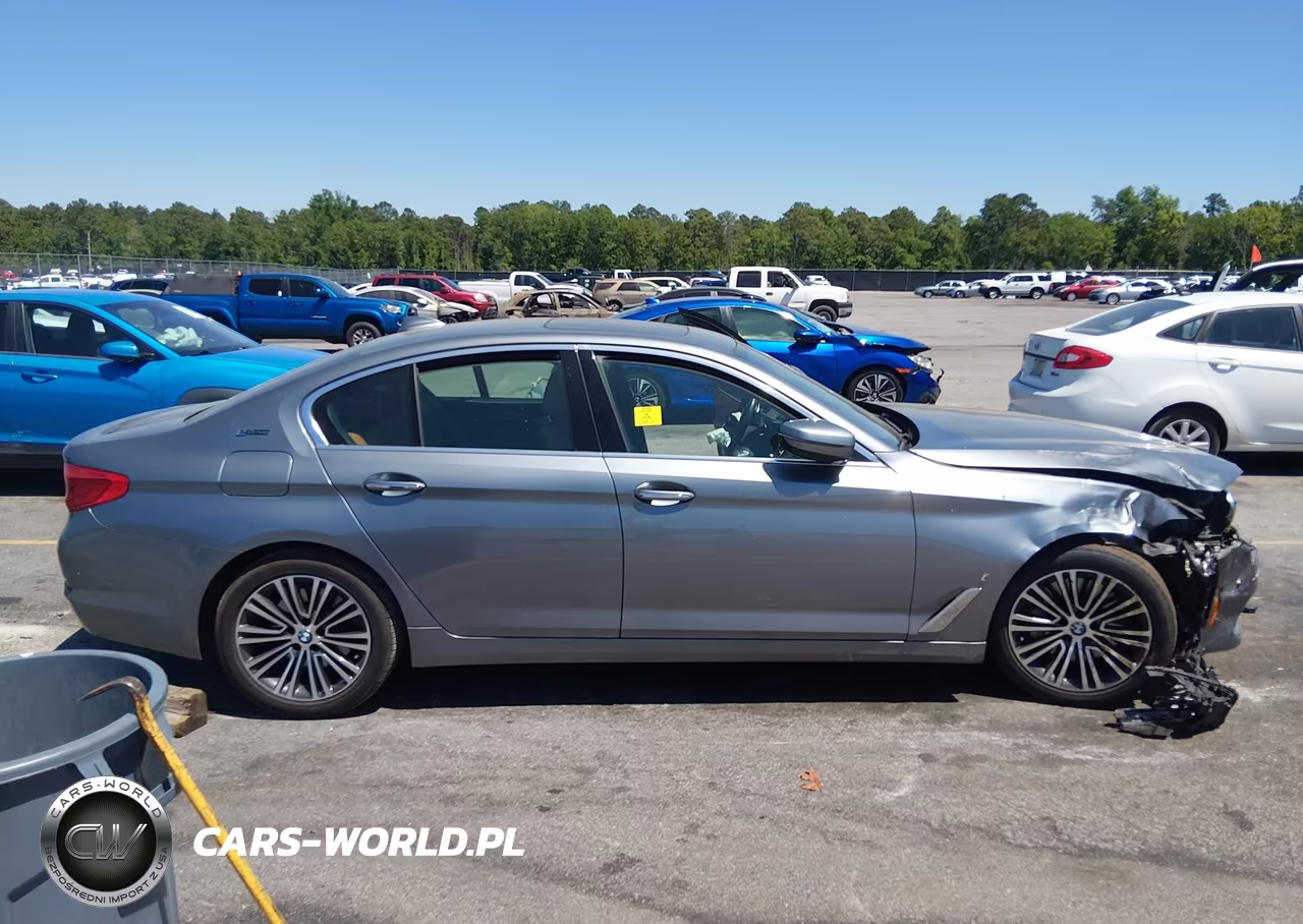 2018 BMW 530E xDrive Iperformance VIN:WBAJB1C56JB374790 - 13
