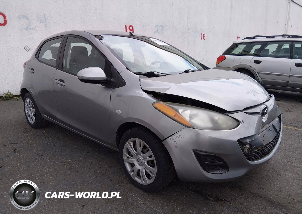2013 Mazda Mazda2 Sport