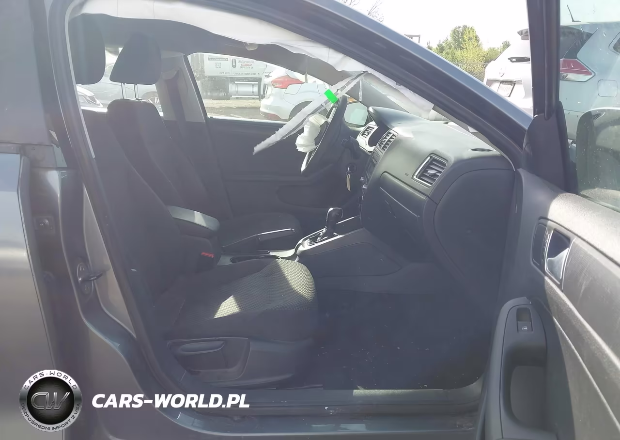 2014 Volkswagen Jetta 2.0L S VIN:3VW2K7AJ7EM257029 - 5