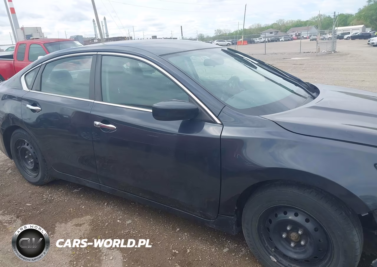2018 Nissan Altima 2.5 S VIN:1N4AL3AP7JC120537 - 13