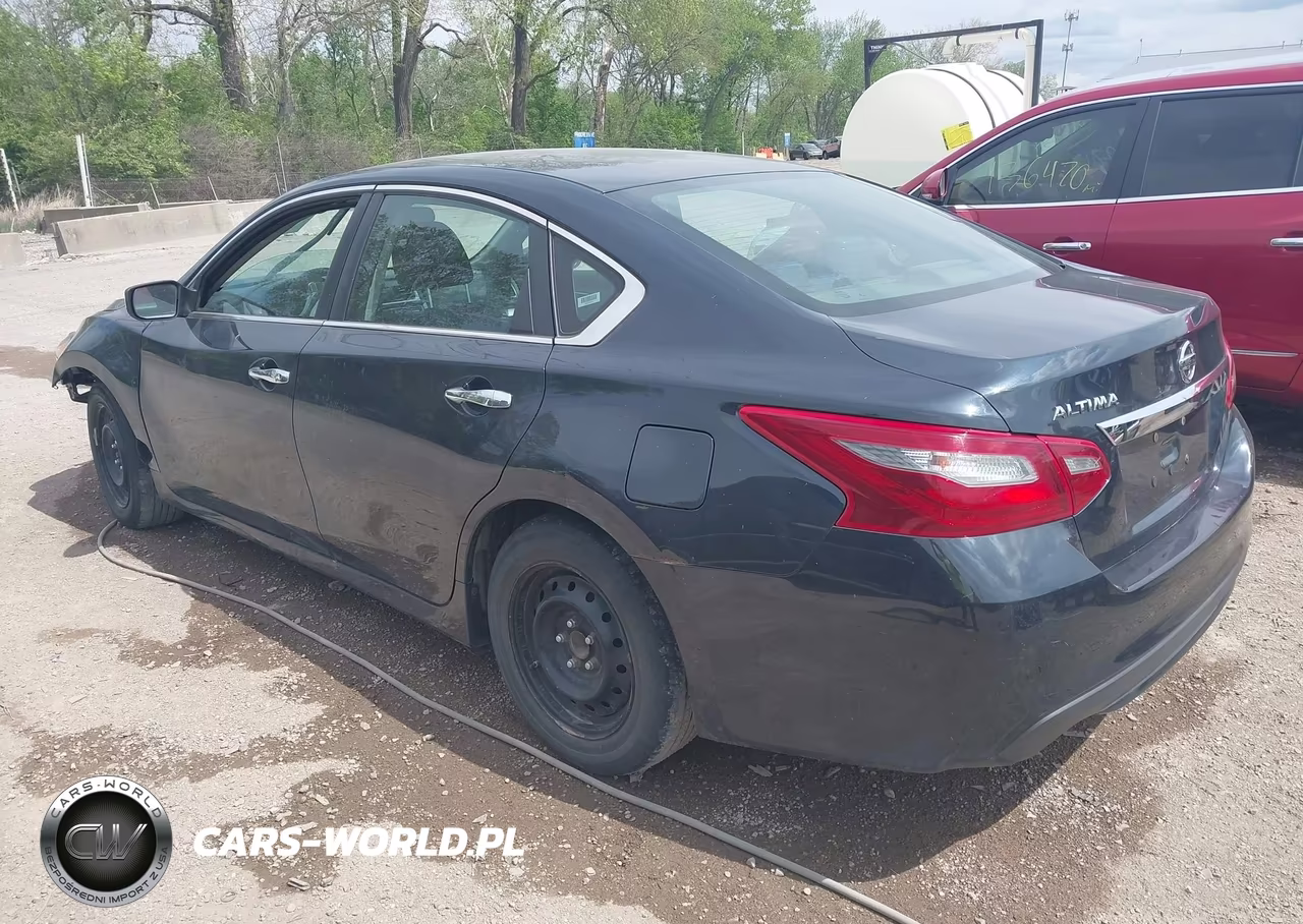 2018 Nissan Altima 2.5 S VIN:1N4AL3AP7JC120537 - 3