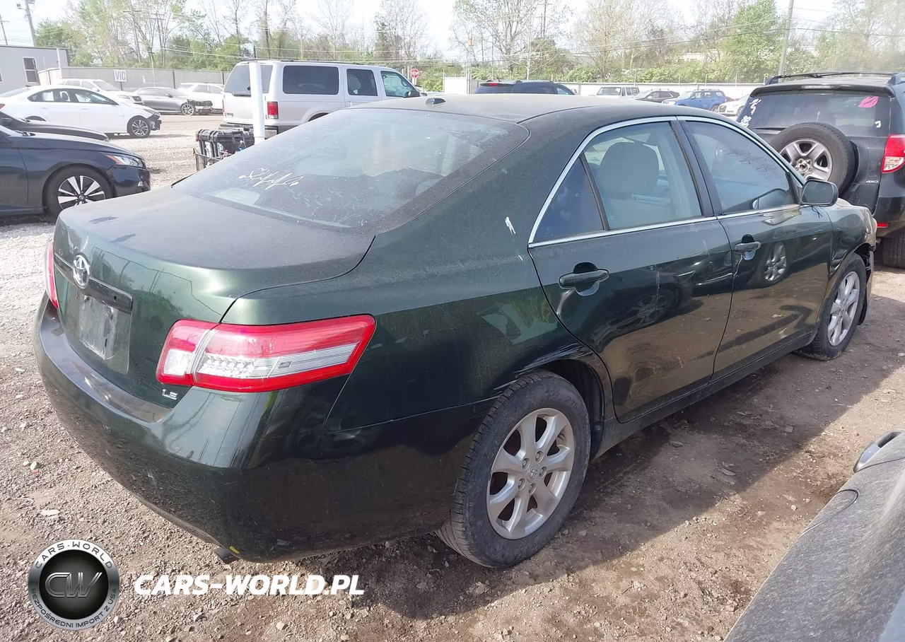 2011 Toyota Camry Le VIN:4T1BF3EKXBU740178 - 4