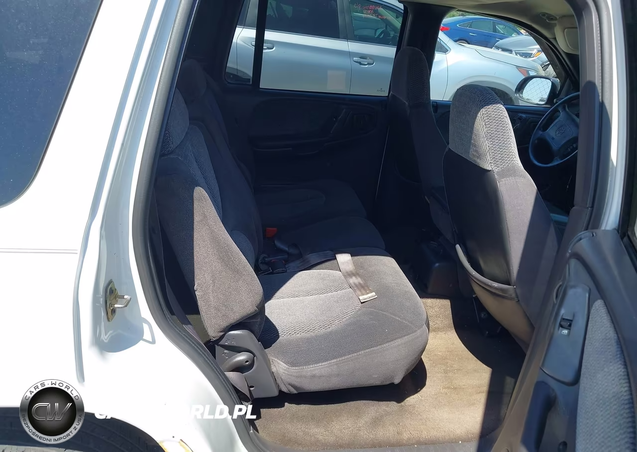 2000 Dodge Durango VIN:1B4HR28Y1YF139543 - 8
