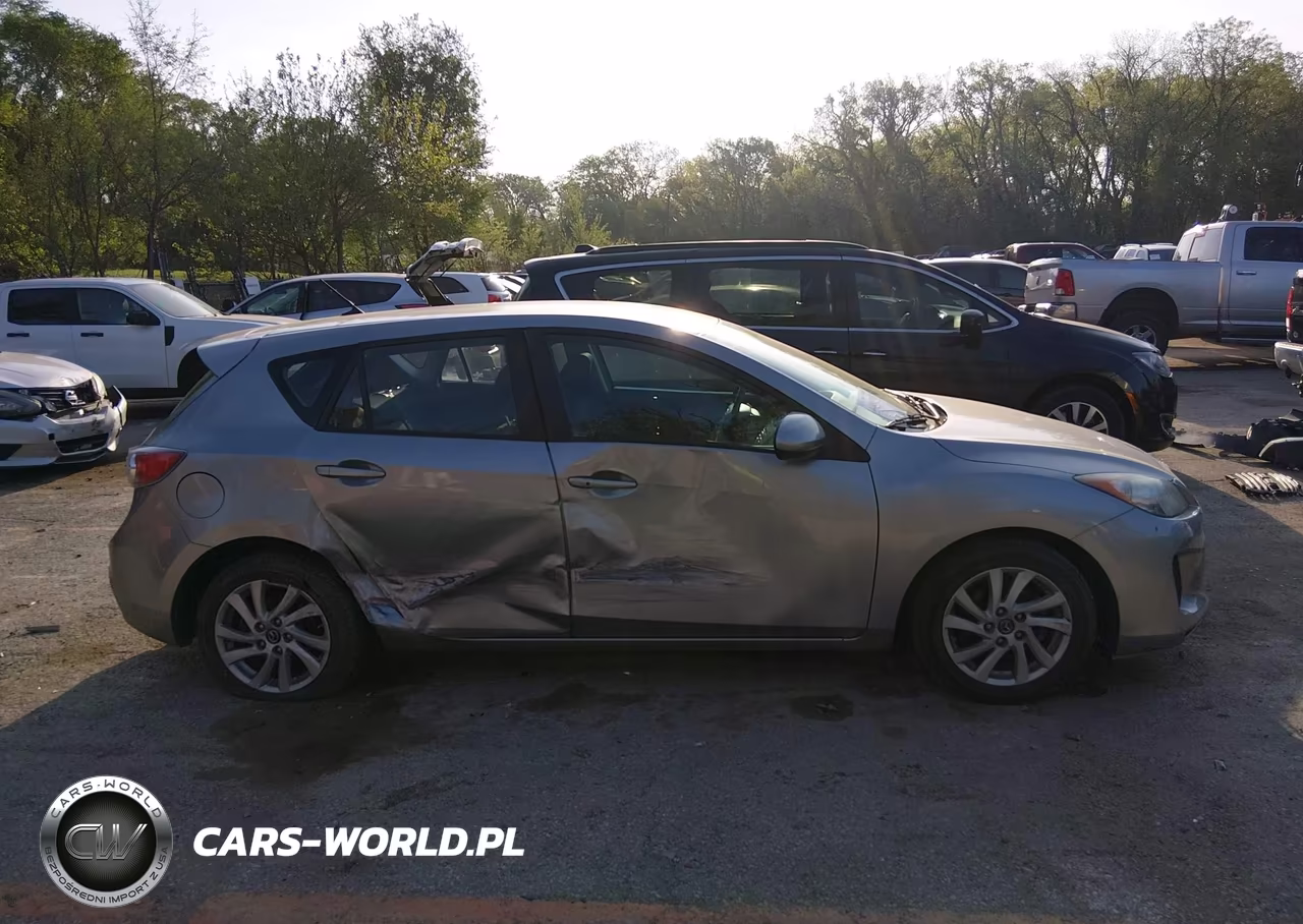 2013 Mazda Mazda3 I Touring VIN:JM1BL1L78D1727904 - 13