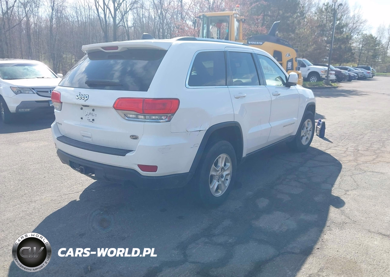 2014 Jeep Grand Cherokee Laredo VIN:1C4RJFAG5EC269975 - 4