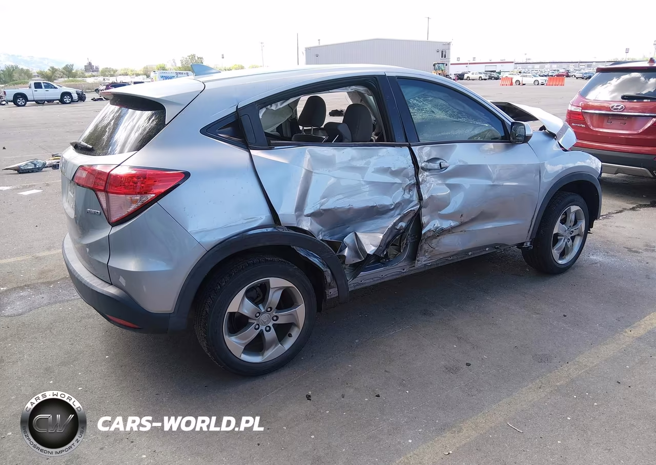2017 Honda Hr-V Lx VIN:3CZRU6H34HG701851 - 4
