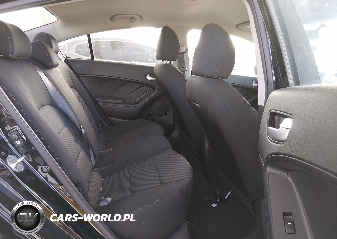 2017 Kia Forte Lx VIN:3KPFK4A70HE104434 - 8