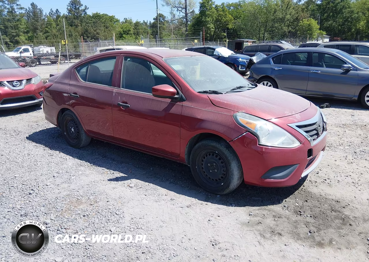 2018 Nissan Versa 1.6 S+