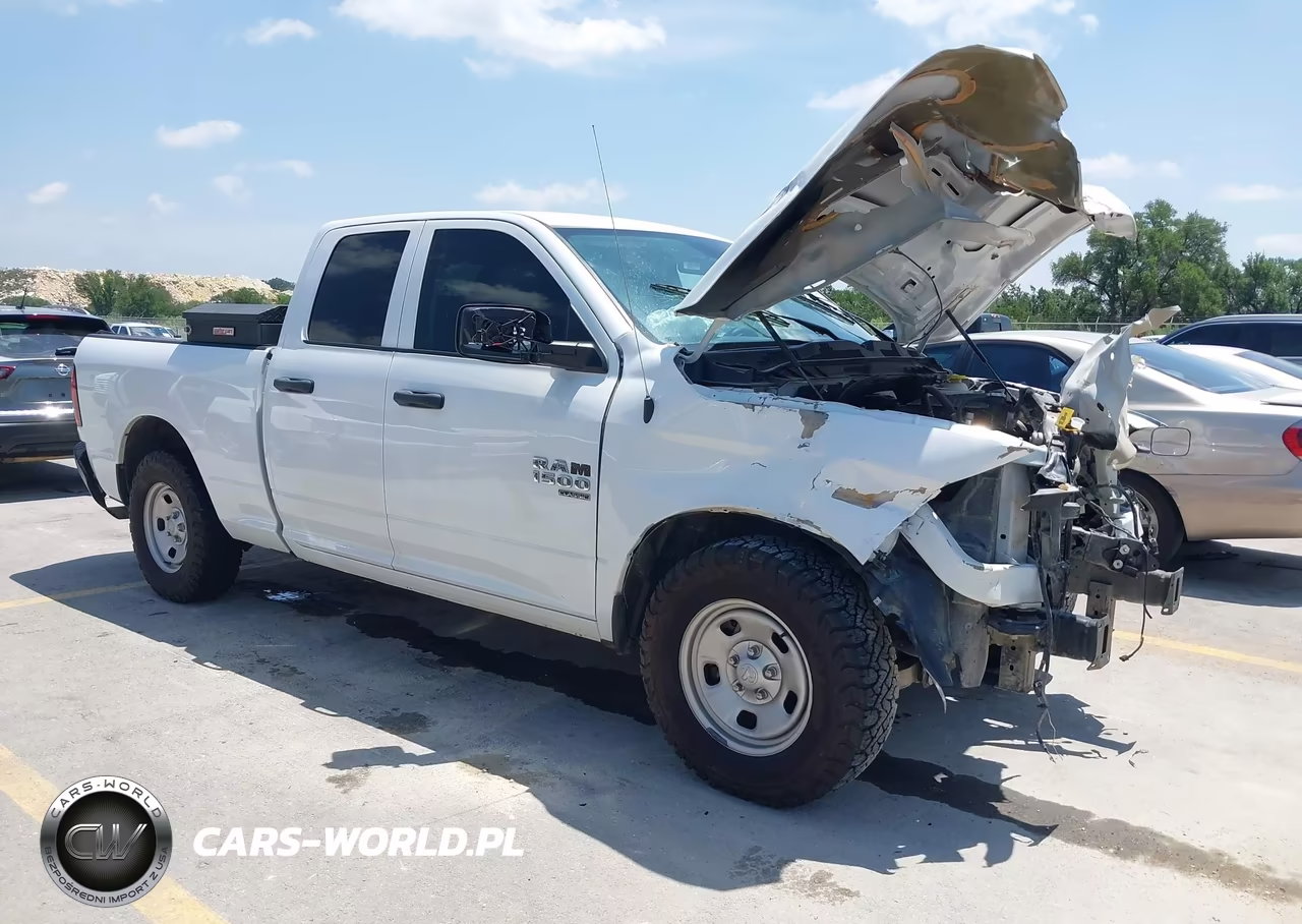 2022 Ram 1500 Classic Tradesman 4X2 6'4 Box – zdjęcie 1 z 17