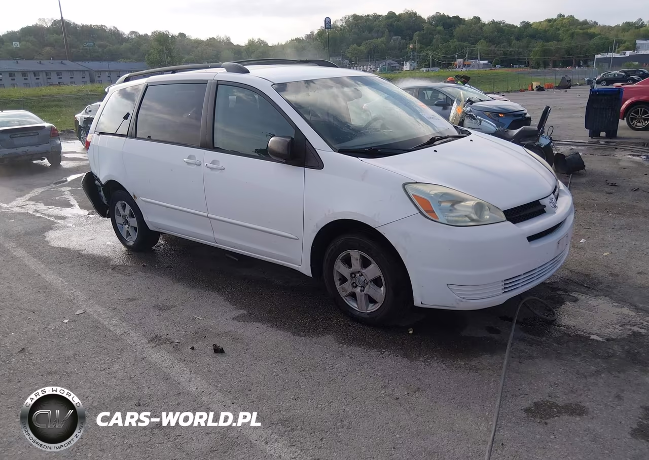 2004 Toyota Sienna Le – zdjęcie 1 z 18