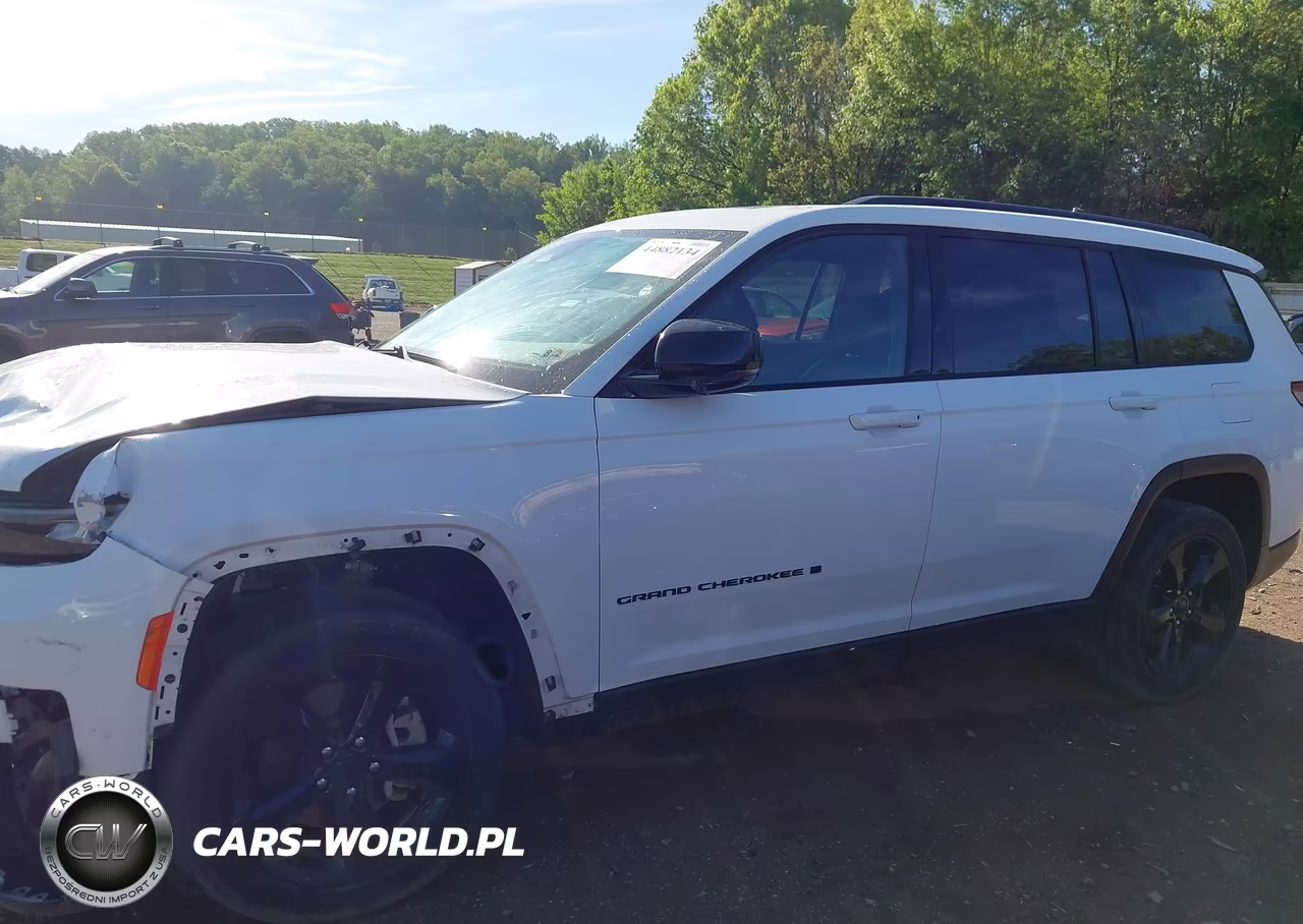 2023 Jeep Grand Cherokee L Altitude 4X4 VIN:1C4RJKAG2P8848260 - 15