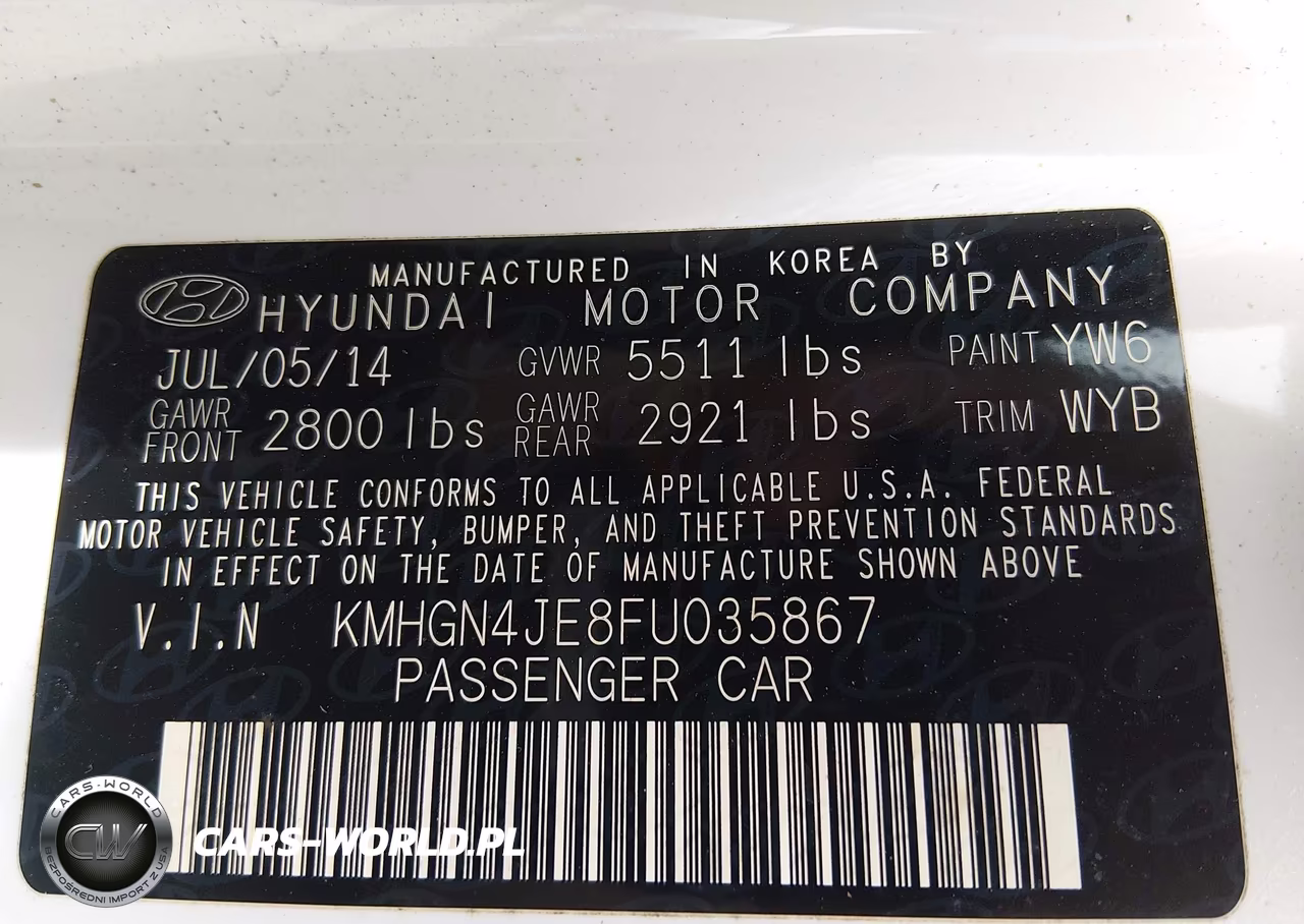 2015 Hyundai Genesis 3.8 VIN:KMHGN4JE8FU035867 - 9