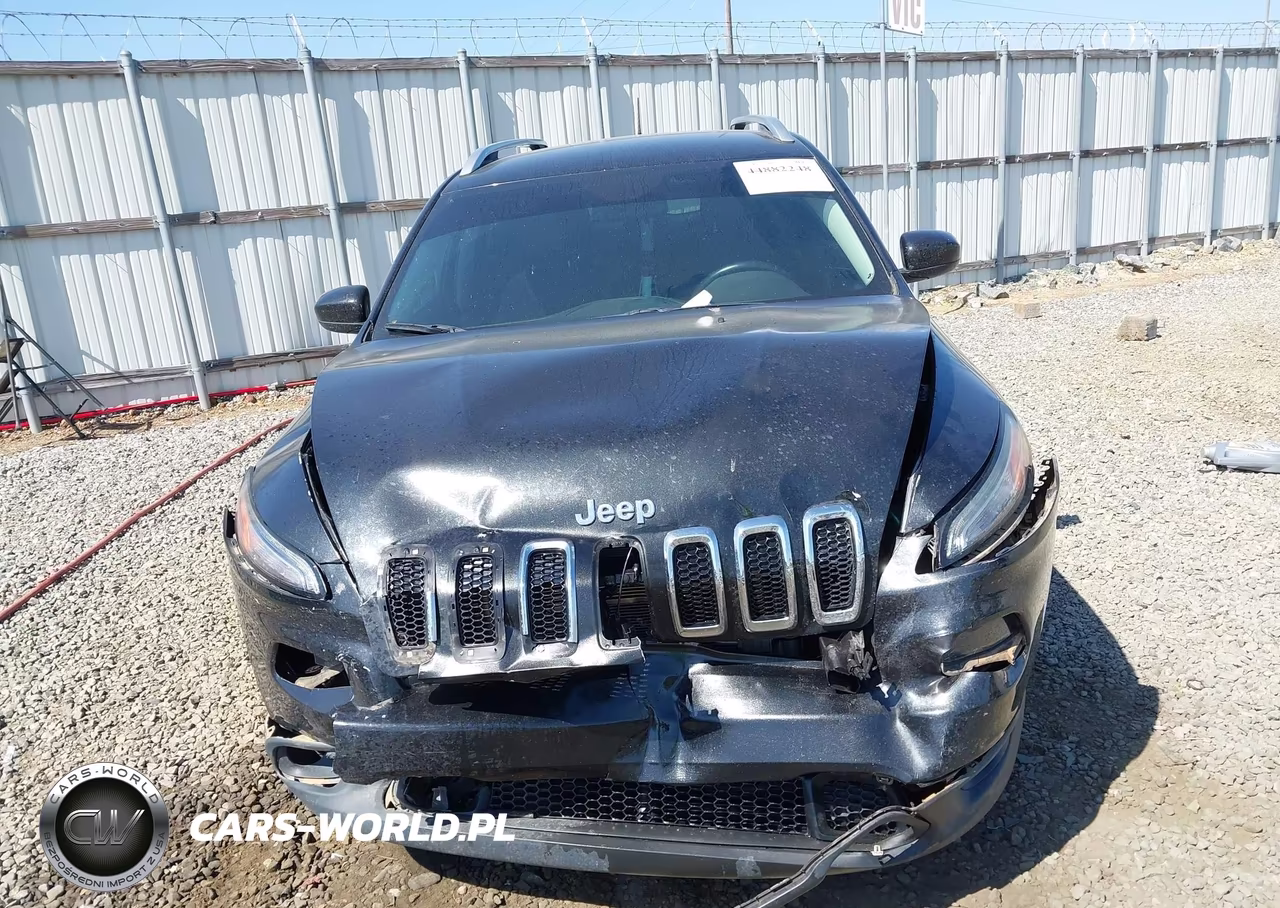 2016 Jeep Cherokee Latitude VIN:1C4PJMCB3GW341710 - 12