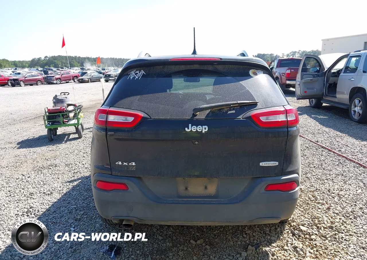 2016 Jeep Cherokee Latitude VIN:1C4PJMCB3GW341710 - 16