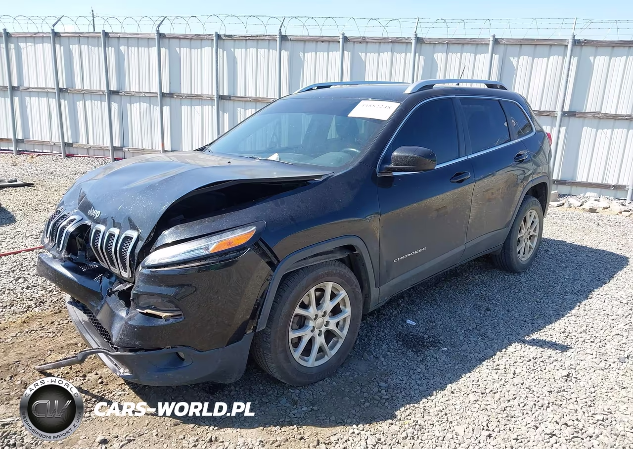 2016 Jeep Cherokee Latitude VIN:1C4PJMCB3GW341710 - 2
