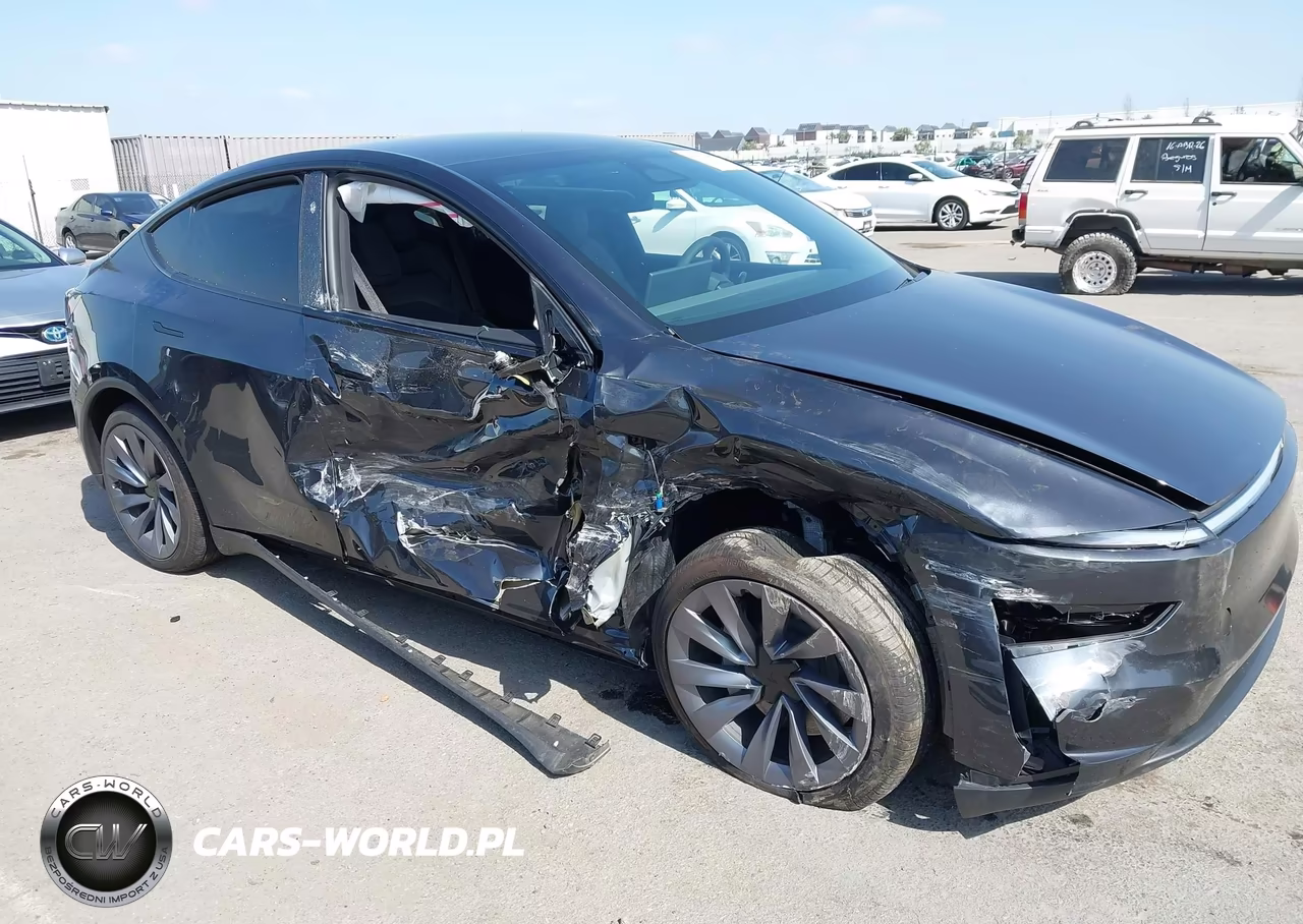 2026 Tesla Model Y Premium Rear-Wheel Drive-Standard Rear-Wheel Drive