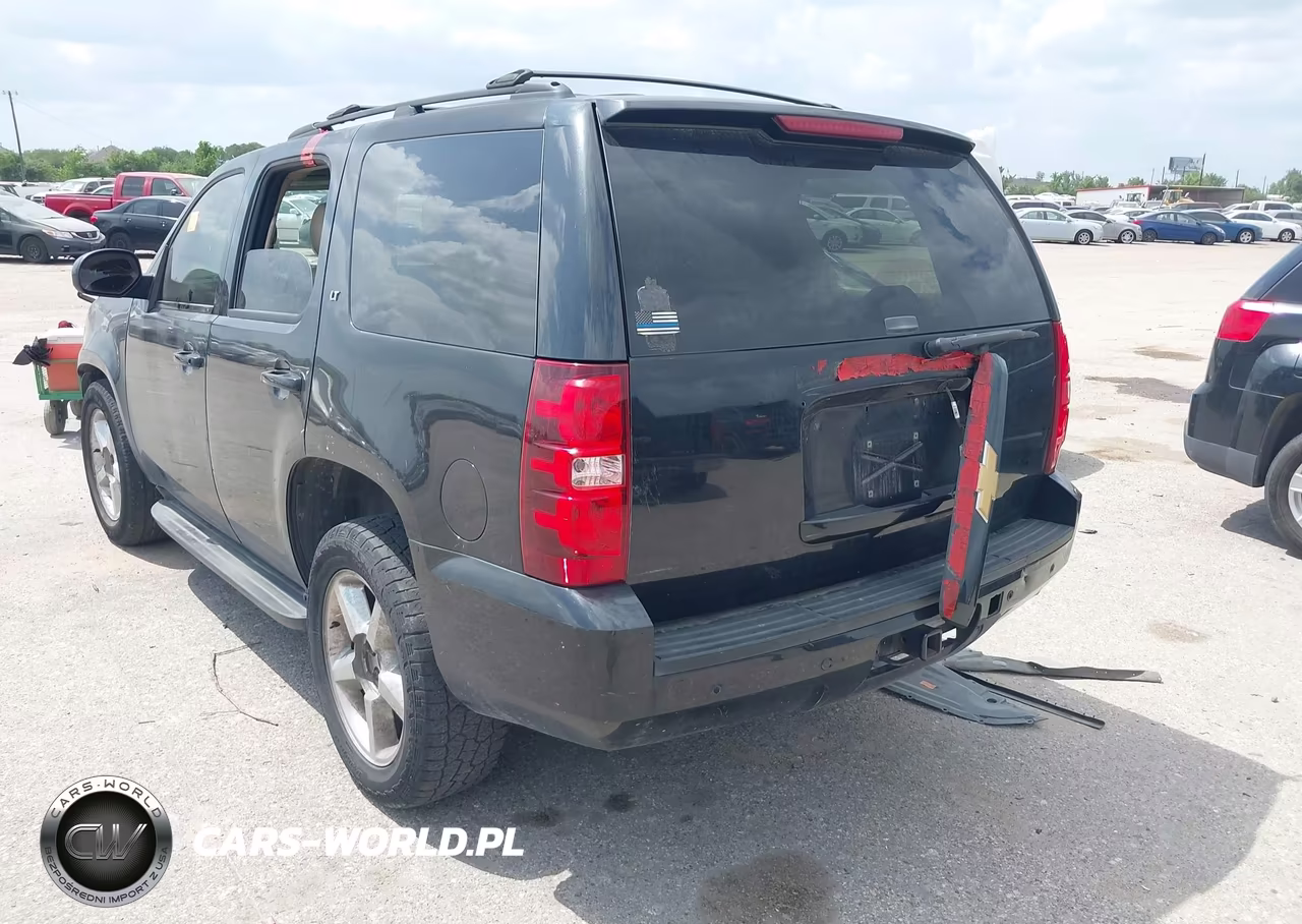 2013 Chevrolet Tahoe Lt VIN:1GNSCBE05DR240514 - 3