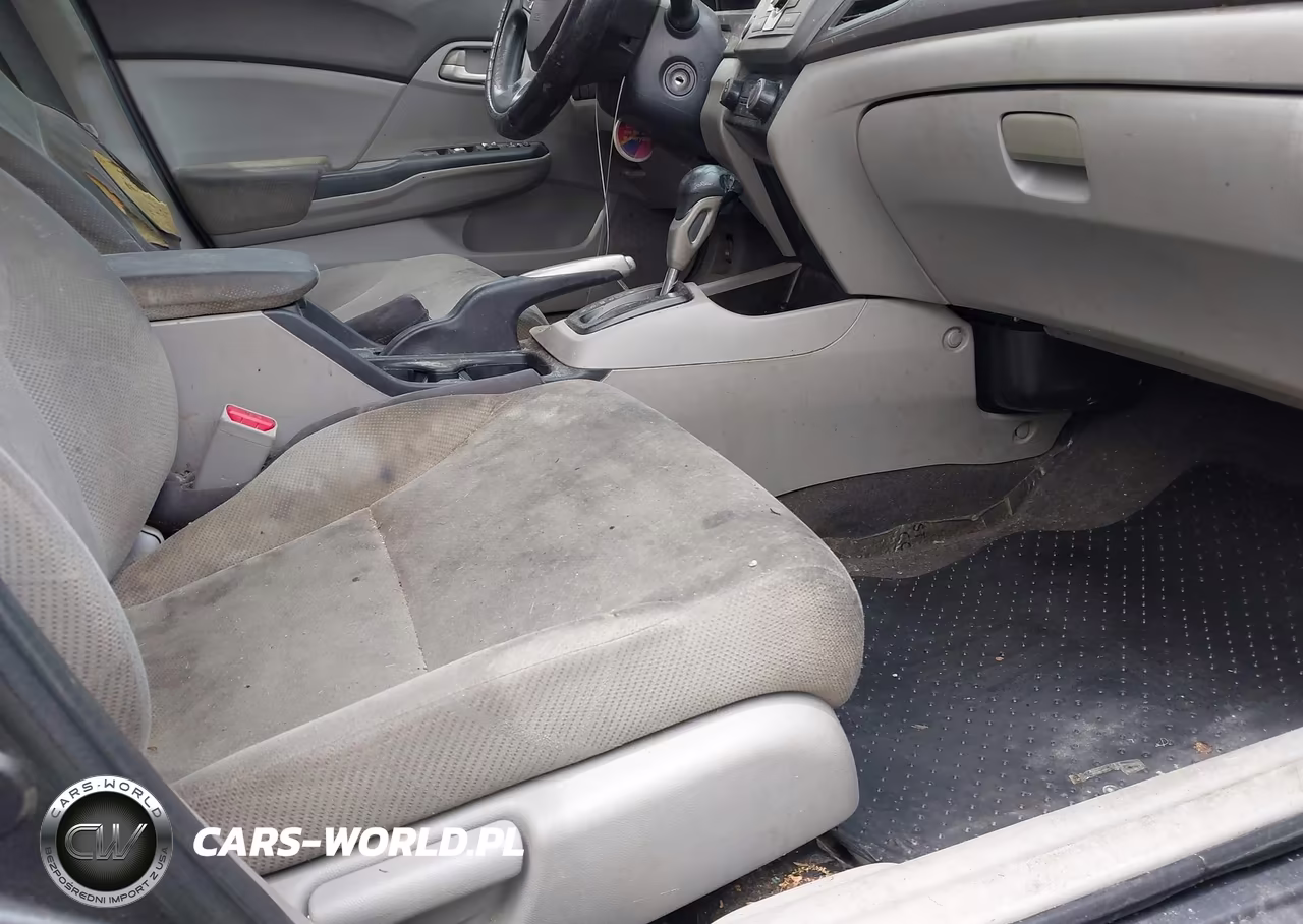 2012 Honda Civic Lx VIN:2HGFB2F57CH313759 - 5
