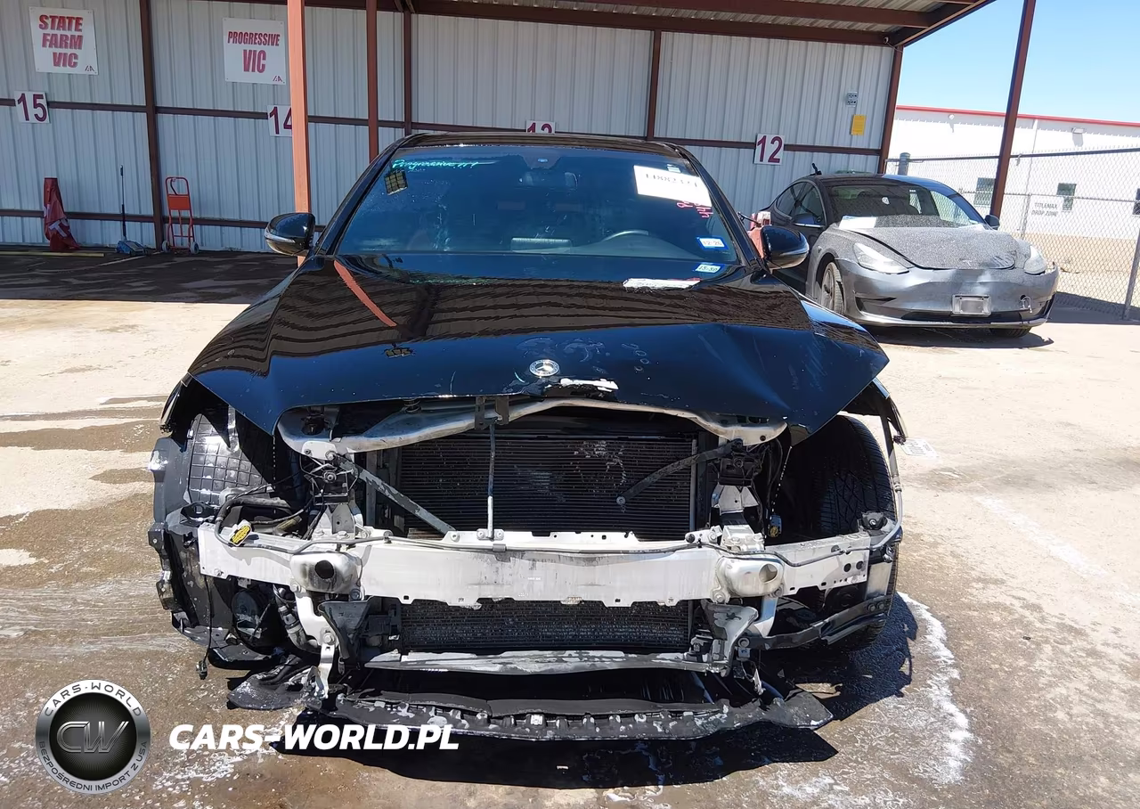 2018 Mercedes-Benz C 300 4Matic VIN:55SWF4KB4JU268159 - 13