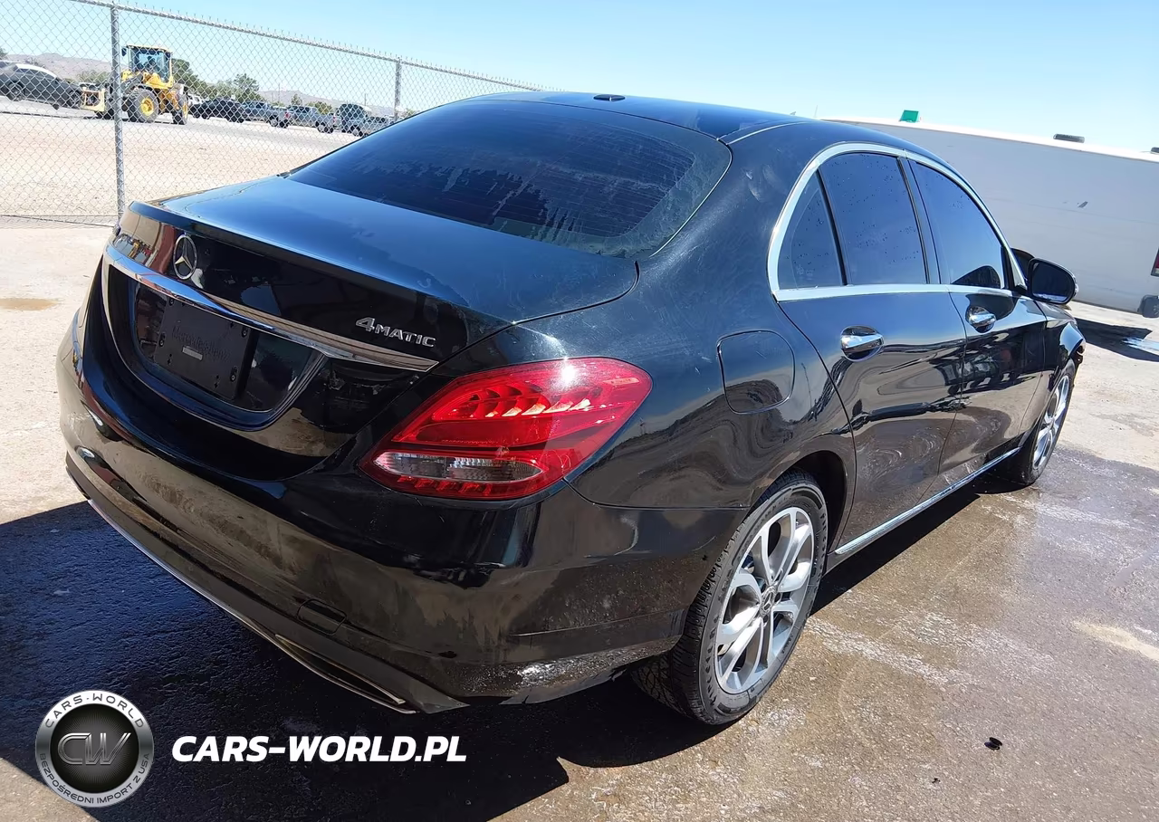 2018 Mercedes-Benz C 300 4Matic VIN:55SWF4KB4JU268159 - 4