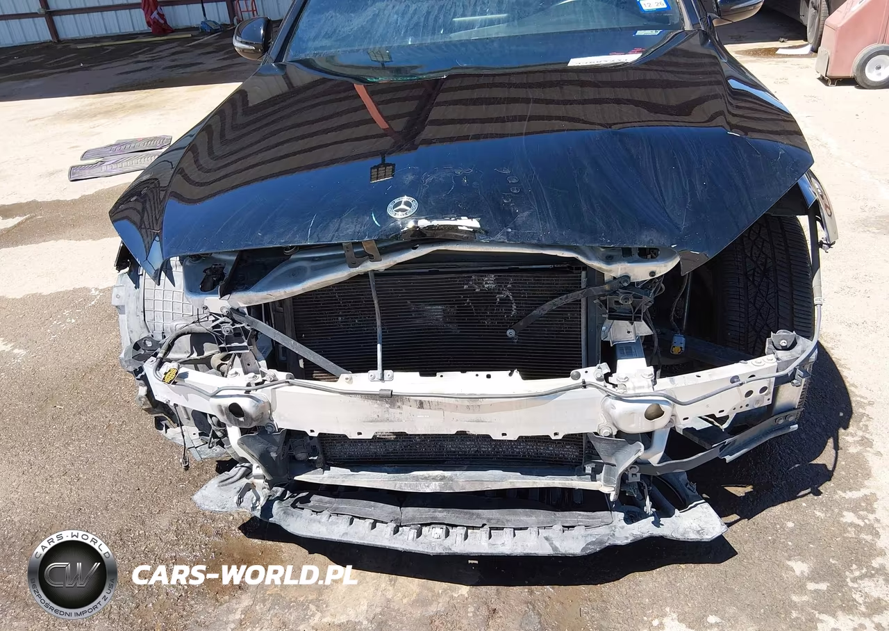 2018 Mercedes-Benz C 300 4Matic VIN:55SWF4KB4JU268159 - 6