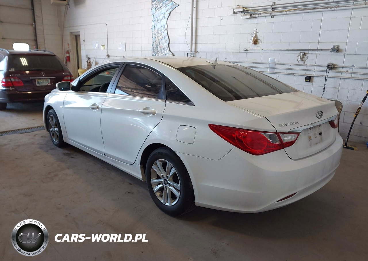 2011 Hyundai Sonata Gls VIN:5NPEB4AC7BH258117 - 3