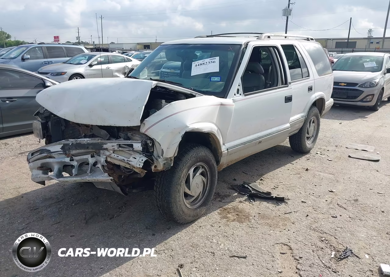 1995 Chevrolet Blazer VIN:1GNDT13W2S2161074 - 2