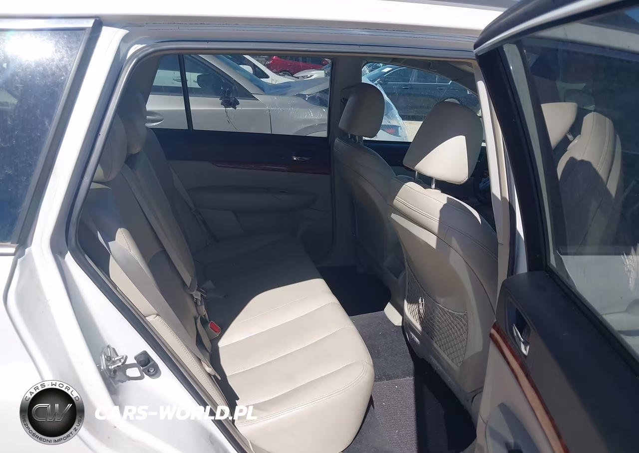 2011 Subaru Outback 2.5I Limited VIN:4S4BRCJC1B3407329 - 8