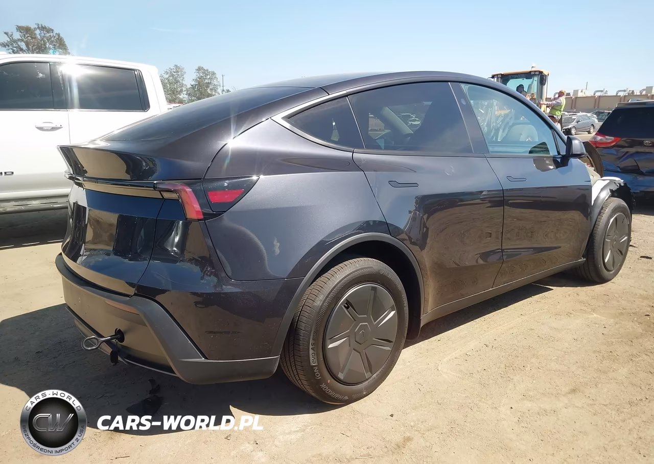 2026 Tesla Model Y Premium Rear-Wheel Drive-Standard Rear-Wheel Drive VIN:7SAYGDED8TA603057 - 4