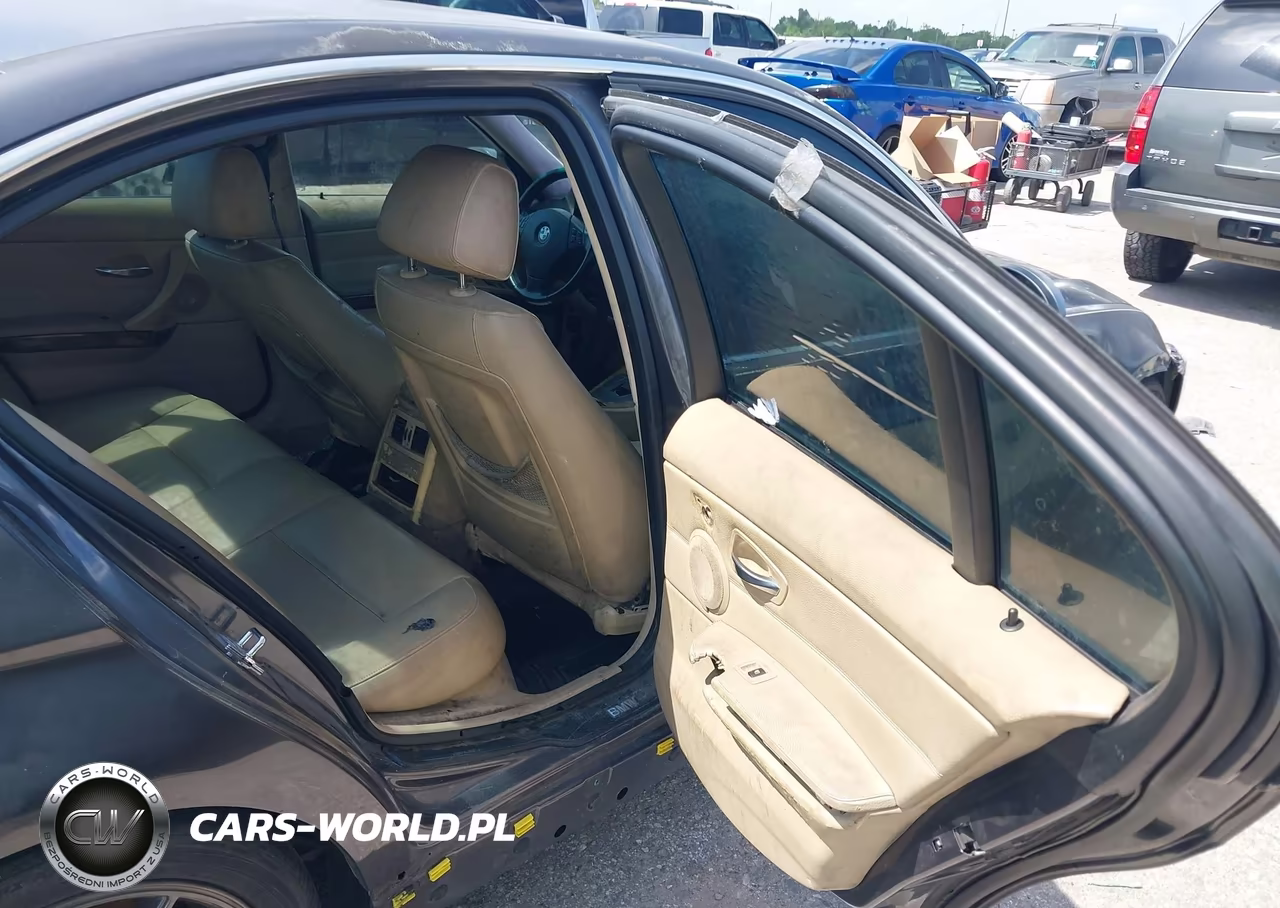 2006 BMW 330I VIN:WBAVB33526KR80818 - 8