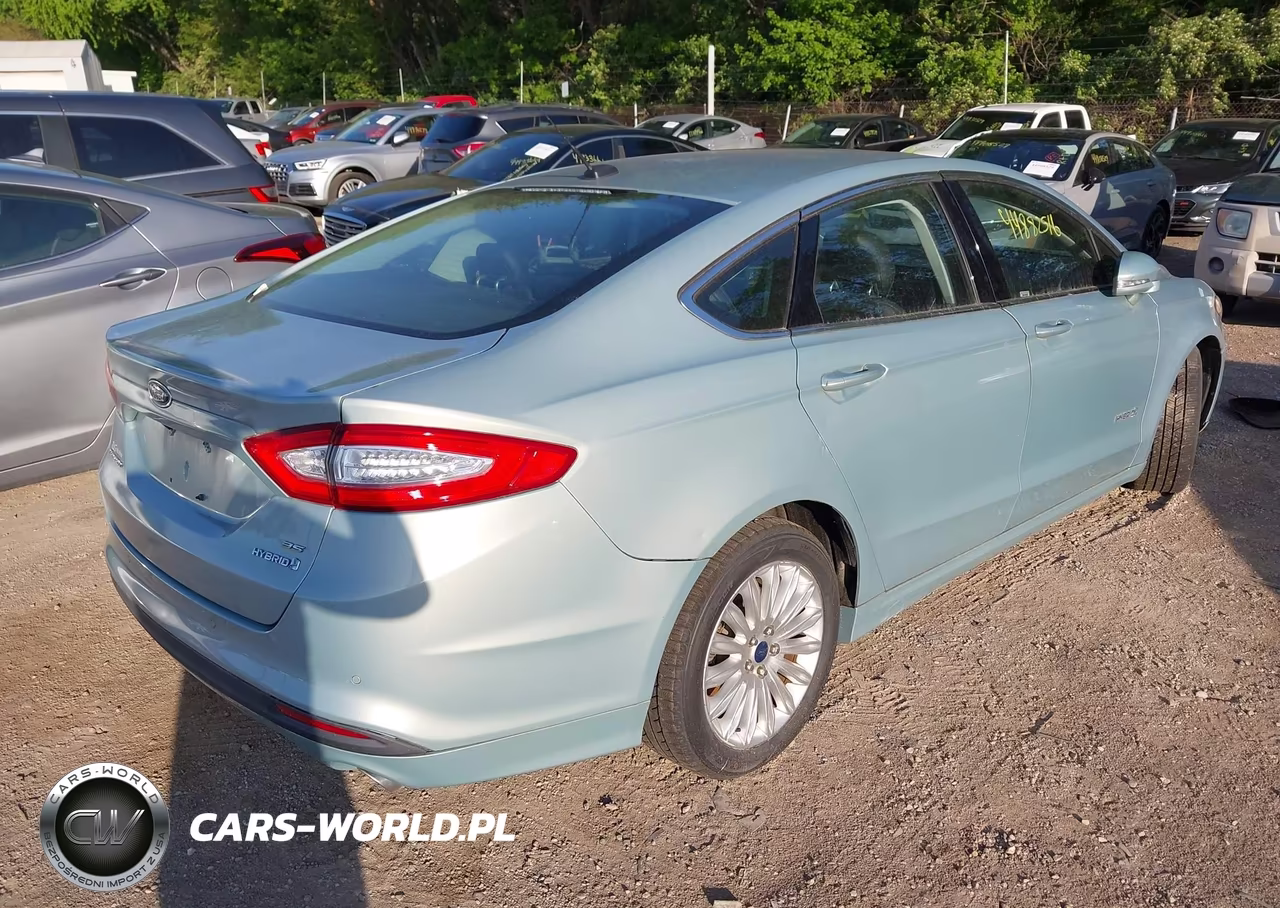 2013 Ford Fusion Hybrid Se VIN:3FA6P0LU3DR320882 - 4