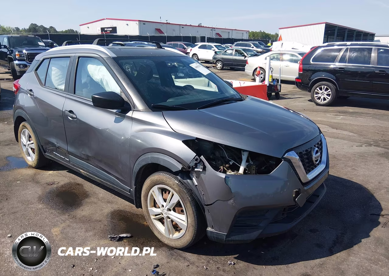 2019 Nissan Kicks S